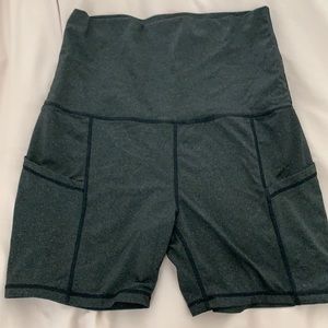 Maternity yoga shorts